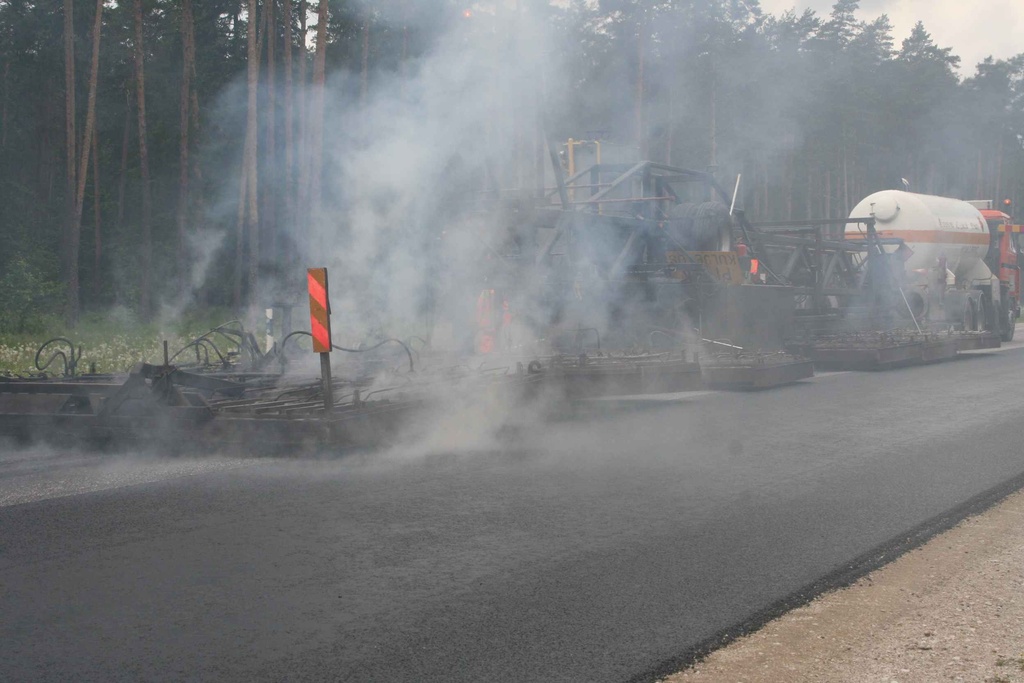 Novafleks-tehnoloogia Pärnu maanteel TALTERi teostamisel 11. juuni 2009