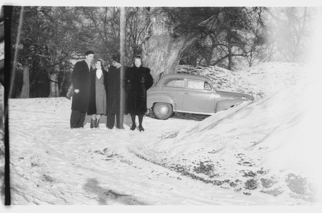 Hans Teetlaus talvisel väljasõidul sõpradega