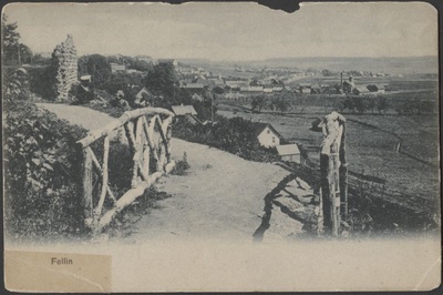 fotopostkaart, Viljandi, Kaevumägi, lõunapoolne serv, Kivistiku linnaosa, Rosenbergi auruveski, mehed, u 1901  duplicate photo