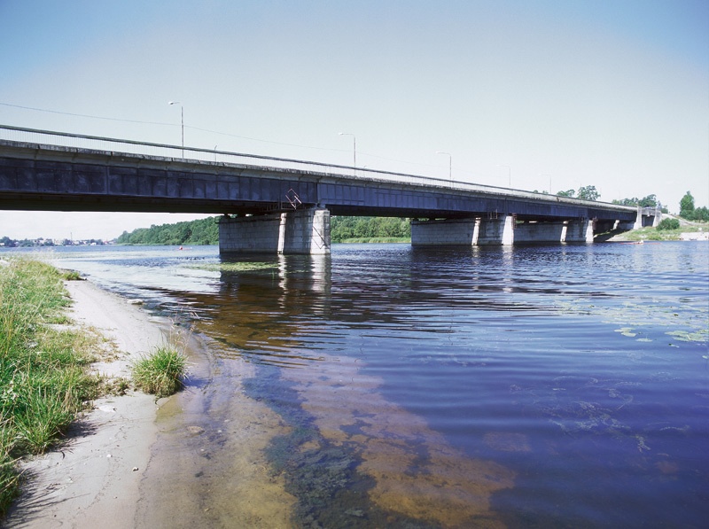 foto Papiniidu raudtee ja maanteesild
