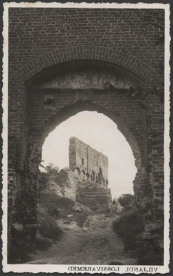 fotopostkaart, Viljandi, lossivärav, Suurmüür, u 1915  similar photo