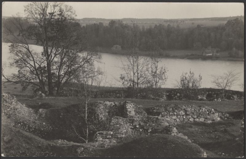 fotopostkaart, Viljandi, Kaevumägi, järvepoolne ala, järv, kallas, vastaskallas, u 1910, foto J. Riet