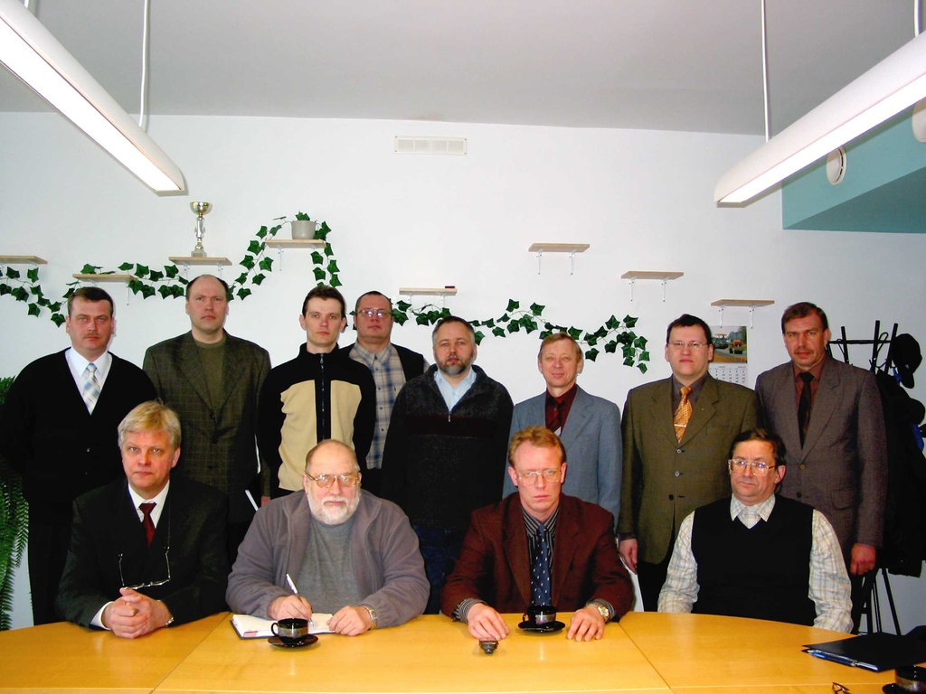 foto Põhja Regionaalne Maanteeamet, juhtkond 2005
