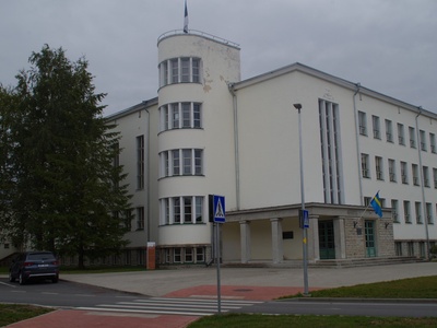 Gymnasium-front Rakvere - Rakvere ühisgümnaasiumi hoone rephoto