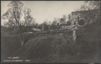 fotopostkaart, Viljandi, Kaevumägi, Suurmüür, II Kirsimäe poolt, u 1915, foto J. Riet  duplicate photo