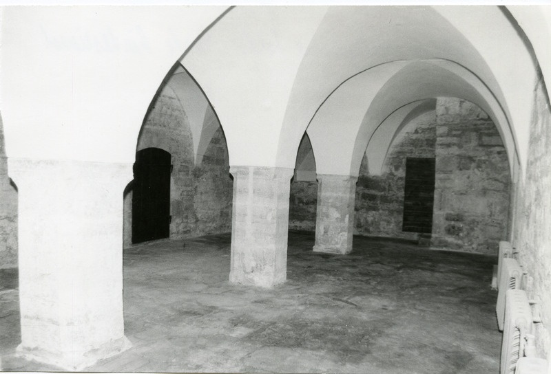 Kuressaare linnuse loodetiiva edelapoolne kelder (tulevane loodusosakond)