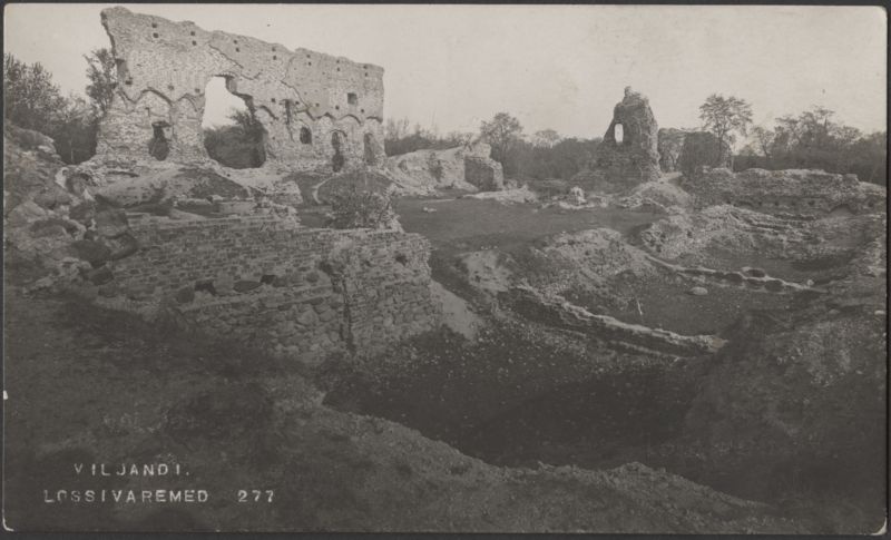 fotopostkaart, Viljandi, Kaevumägi, Mungamüür, värav, u 1915, foto J. Riet