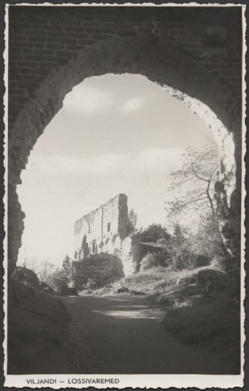 fotopostkaart, Viljandi, lossivärav, Suurmüür, u 1925, foto M. Teng?