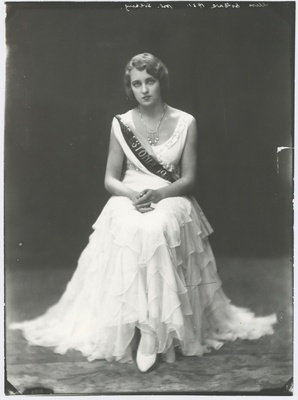 Foto. Miss Estonia 1931 Lilli Silberg  duplicate photo