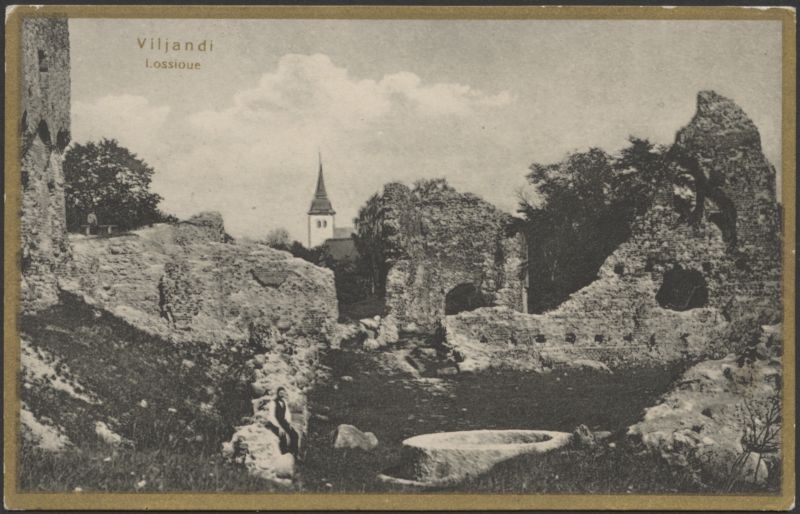 trükipostkaart, Viljandi, Kaevumägi, kaev, Mungamüür, värav, Jaani kirik, inimesed, u 1923, kirjastaja J. Leoke