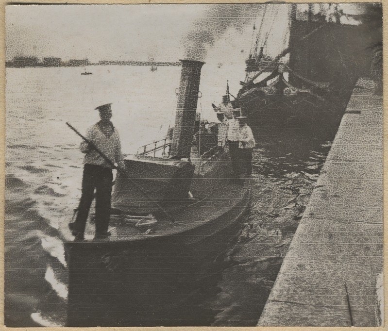 Kaater lähenemas kaile