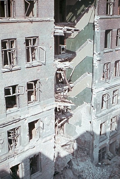 The mistakenly bombed French School and the surrounding neighborhoods. Henrik Ibsens Vej 18-22.