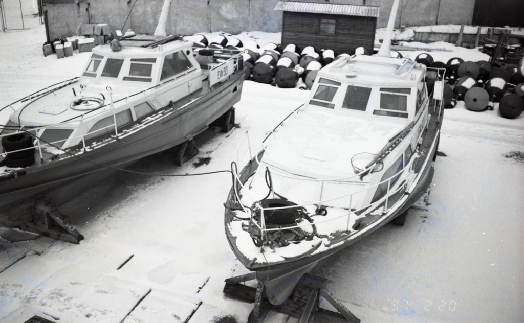 Mõõdistuskaatrid EVA-312 ja EVA-313 Hundipea sadamas