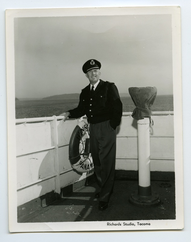 Käsmust pärit kaugsõidukapten Verner Sooman laeval "Henry Ulmann"