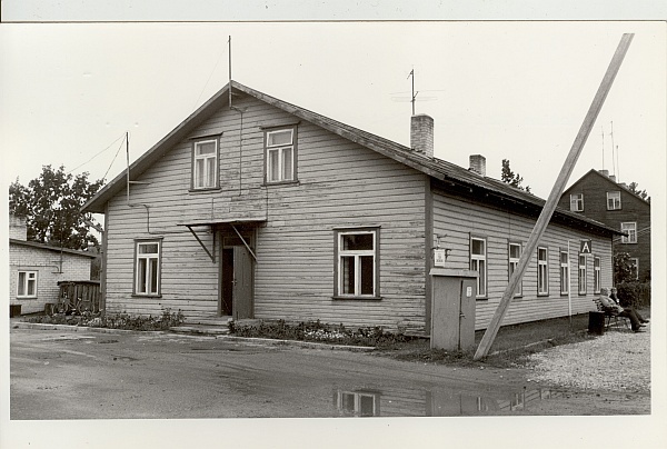 foto, endise Türi Tarvitajate Ühisuse II kauplus 1984.a.
