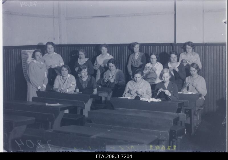 Paide naiskodukaitse käsitöökursused.