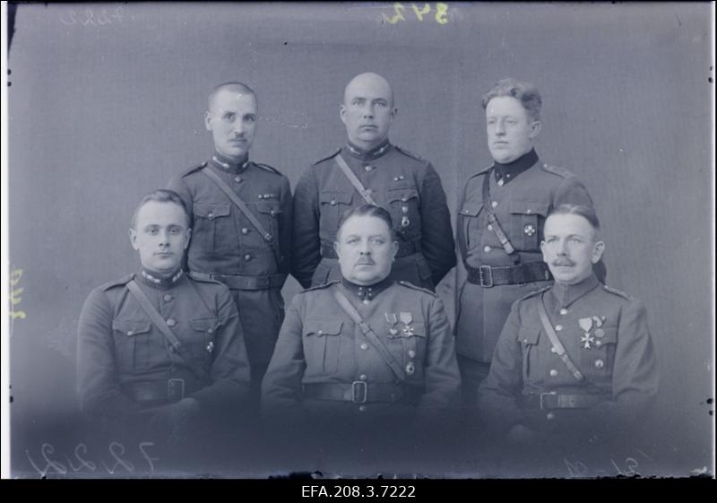 Kaitseliidu Paide maleva staabi üksik rühm.