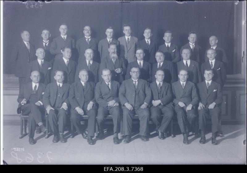 Grupp Paide Seltskondliku Klubi liikmeid.