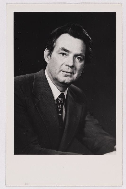 Teatritegelane Evald Aus, portree