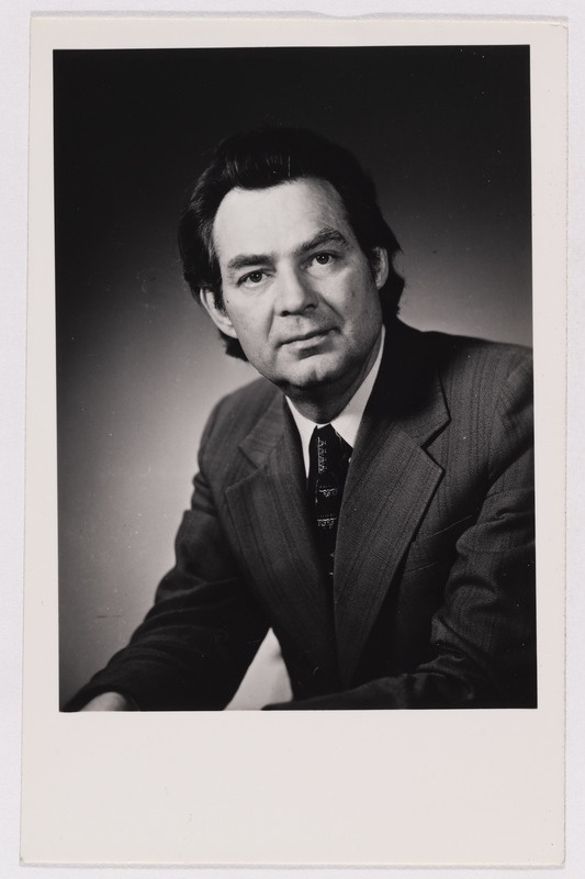 Teatritegelane Evald Aus, portree