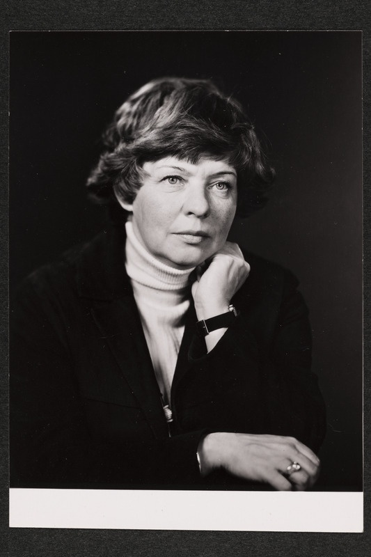 Pianist Viive Ernesaks, portree