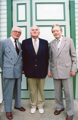 Daniel Vardja, Hans Hindpere, Helend Peep  similar photo