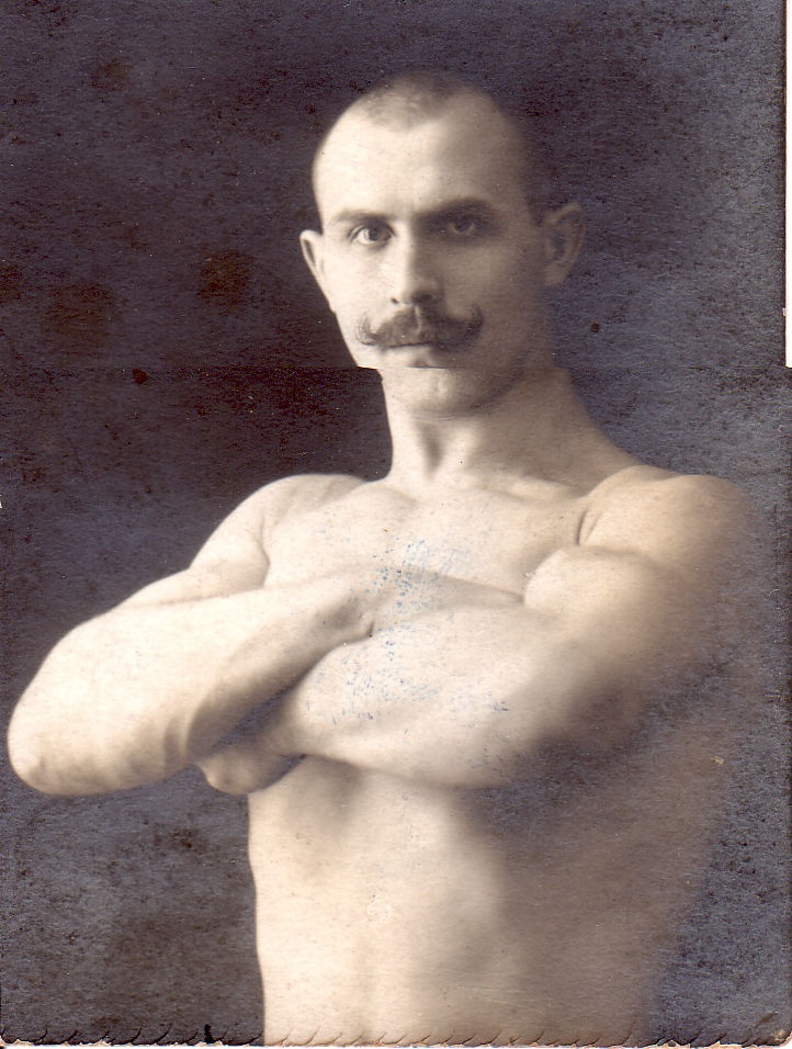 Raskejõustiklane Hans Kobbing