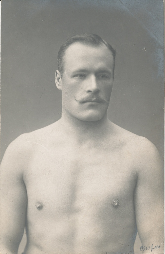 Raskejõustiklane Ossipov