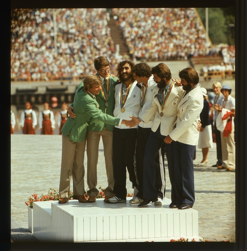 XXII Moskva suveolümpiamängude purjeregatt Tallinnas 1980, purjeklass "Lendav hollandlane" võitjate autasustamine