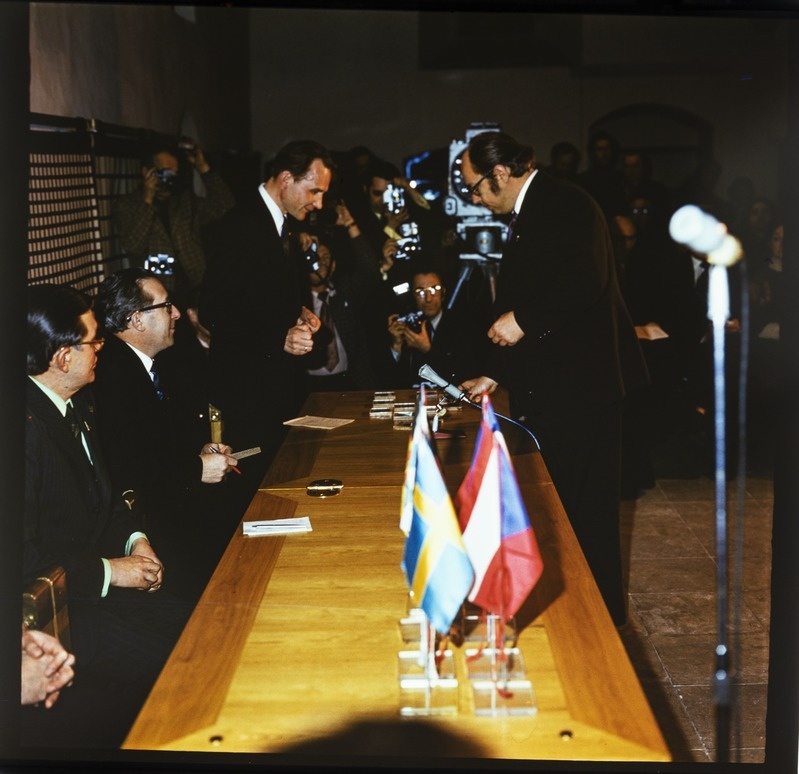 Tallinna Olümpiaregati  1980 toimumise hüvanguks ühiskondlikku tööd teinud inimeste vastuvõtt raekojas