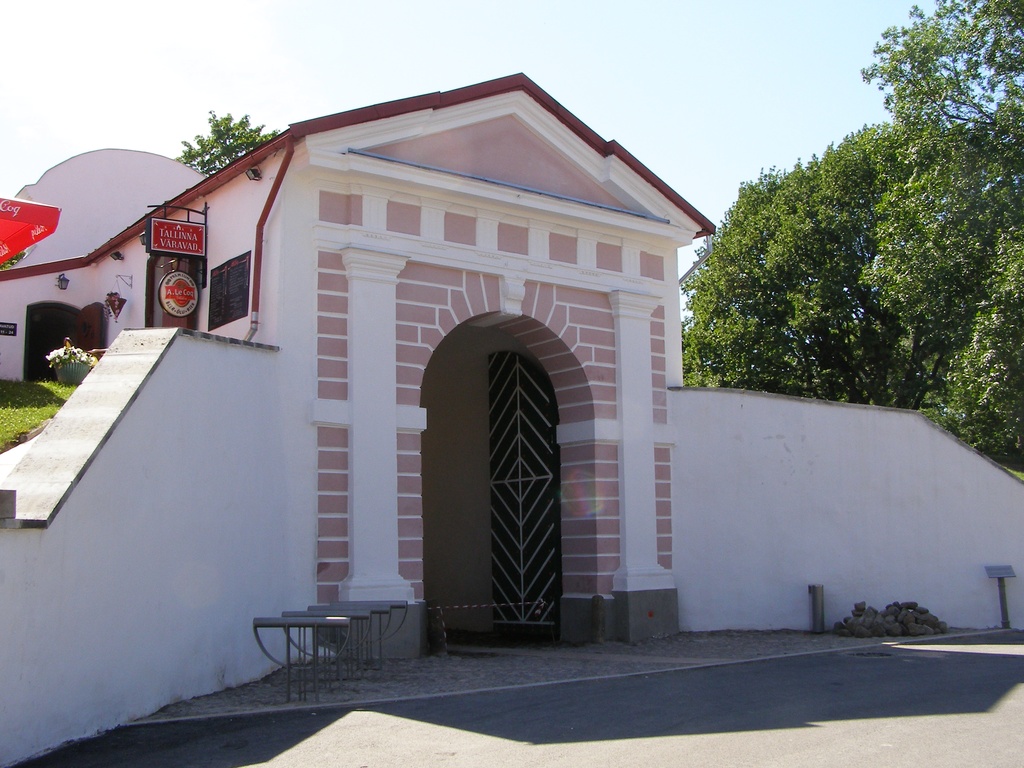 Parnu Town Gate2 - Town gate in Parnu, Estonia
