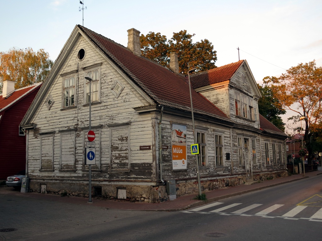 Pärnu Elisabeti koguduse pastoraadi peahoone(2) - This is a photo of cultural heritage monument of Estonia number