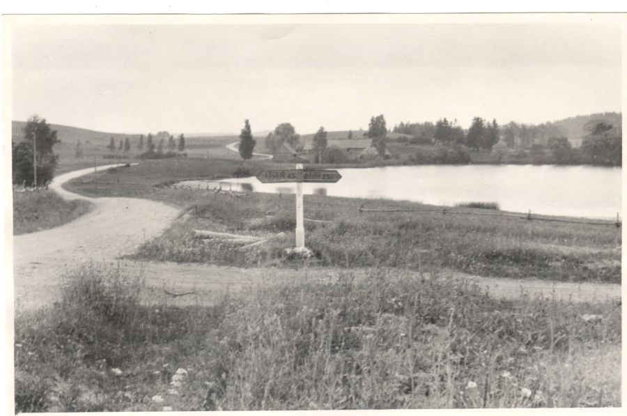Väike-Nõuni järv