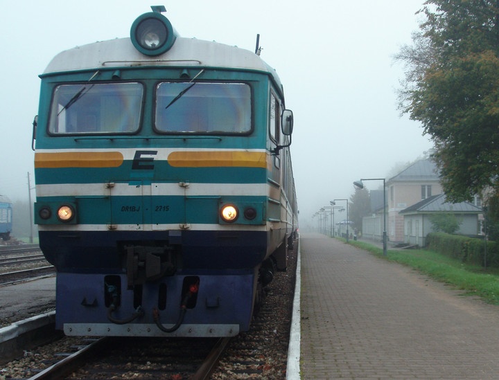 DR1Bj 2715 Türi jaamas 26-09-2009 - OLYMPUS DIGITAL CAMERA