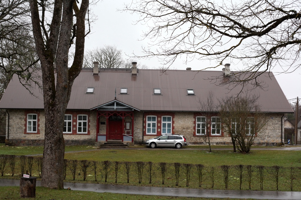 Järva-Jaani pastoraat eest - Järva-Jaani parsonage (front) in Estonia