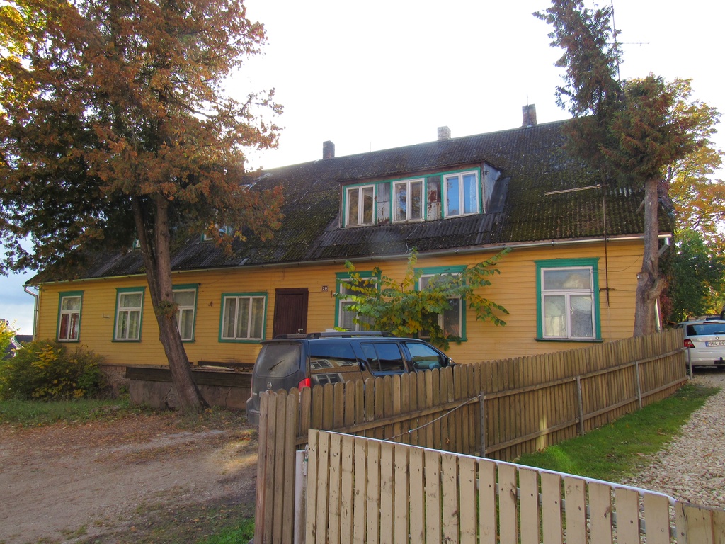 Viljandi Pikk 20 - lang