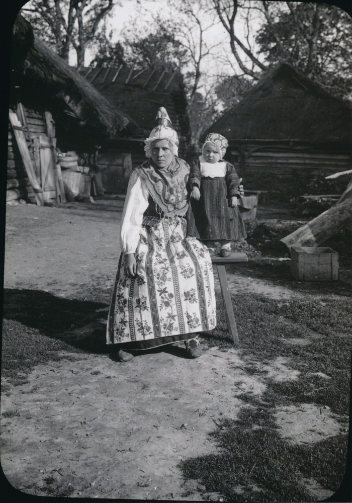 Elisabet ja Lovisa, Ruhnu