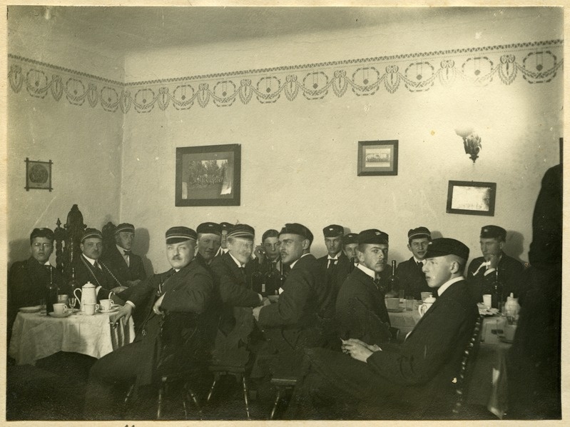 Korporatsioon Estonia liikmete koosviibimised 1915. a.