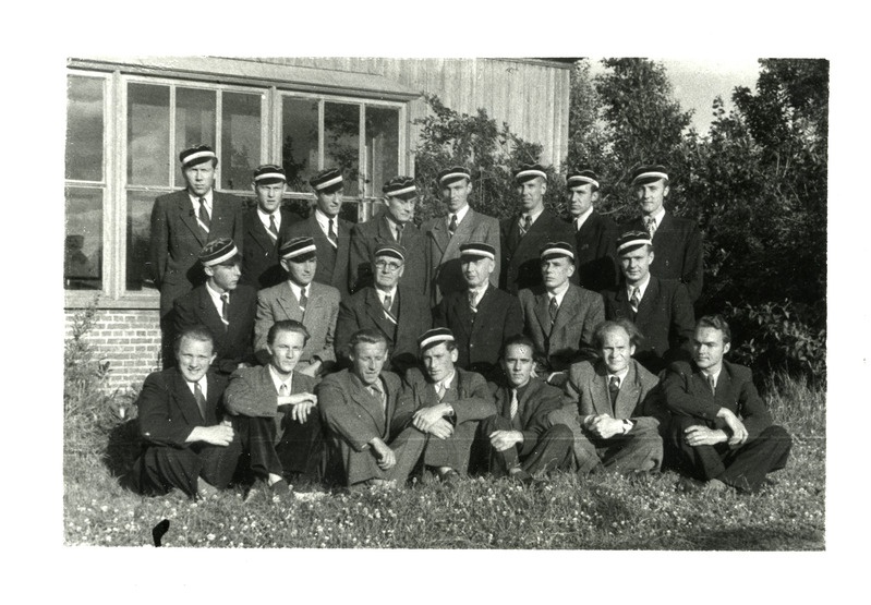Hugo Kaho korporatsioon Fraternitas Ucuensise ühispildil, 1949