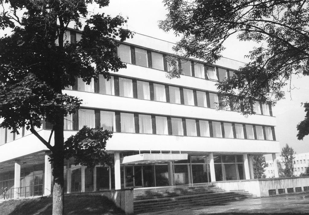 Rapla, Tallinn mnt. 14