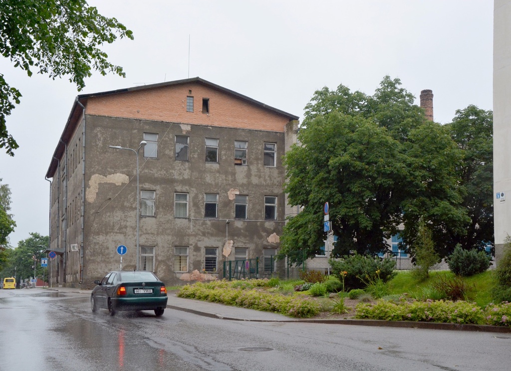 Õmblusvabriku peakorpus rephoto