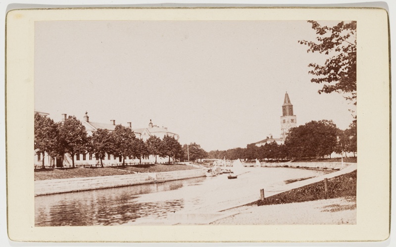 Aurajoki ja Tuomiokirkko