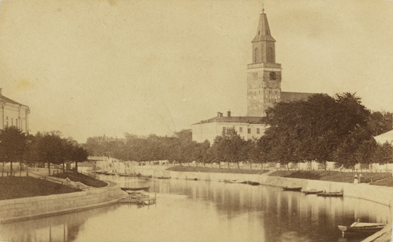 Aurajoki Auransillan yläpuolelta; ulkokuva