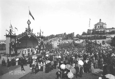 Laulujuhlat Vartiovuorenmäellä; ulkokuva  duplicate photo