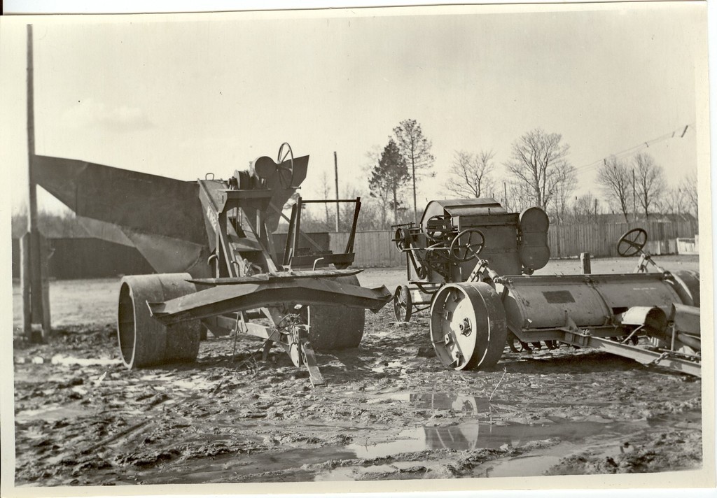 foto, Paide Põllumajanduse Mehhaniseerimise koolis 1953-54.a.