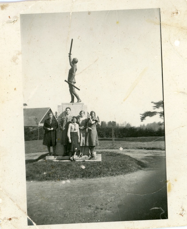 Alatskivi Vabadussõja mälestusmärk