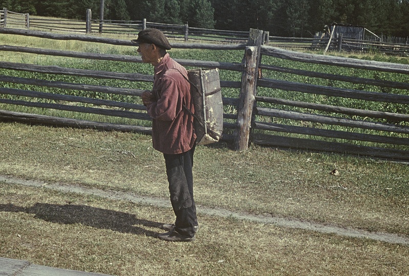 Hant Jefim Sinarbin (sünd. 1910) kasetohust nõuga