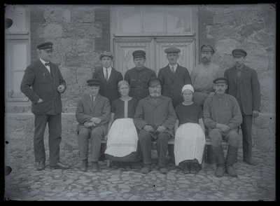 Grupipilt.  similar photo