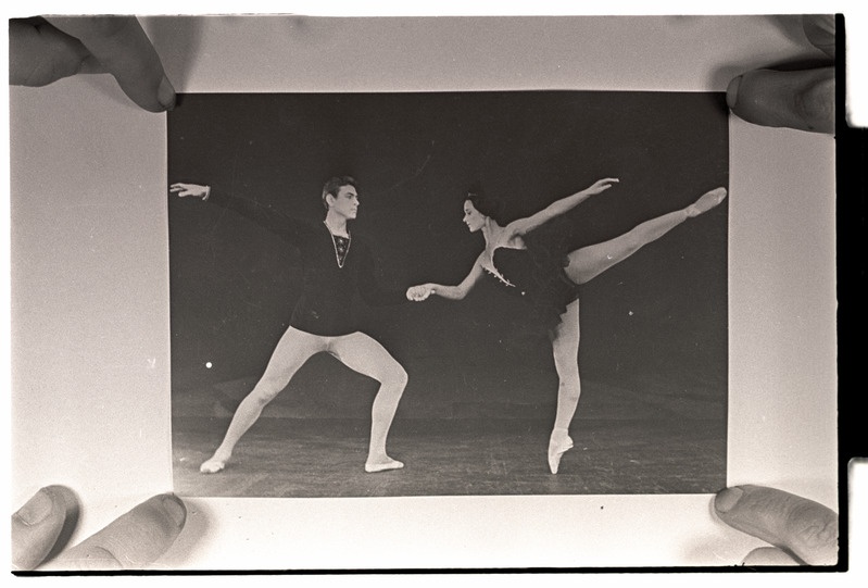 T. Randviir ja J. Lass Tšaikovski balletis "Luikede järv".