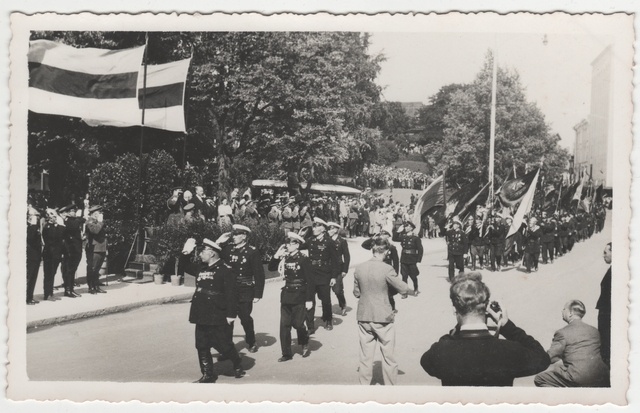 Tartumaa brigaadi kolonni algus